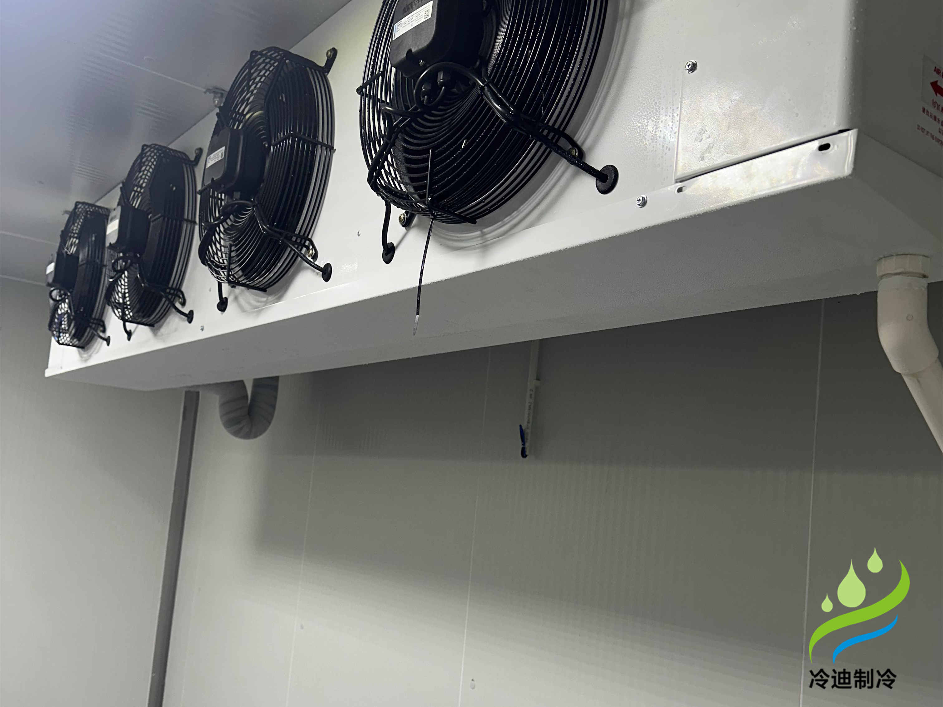 冷庫建設(shè)多少錢一平方包括機(jī)器設(shè)備